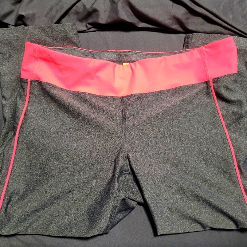 Xersion work out medium pants